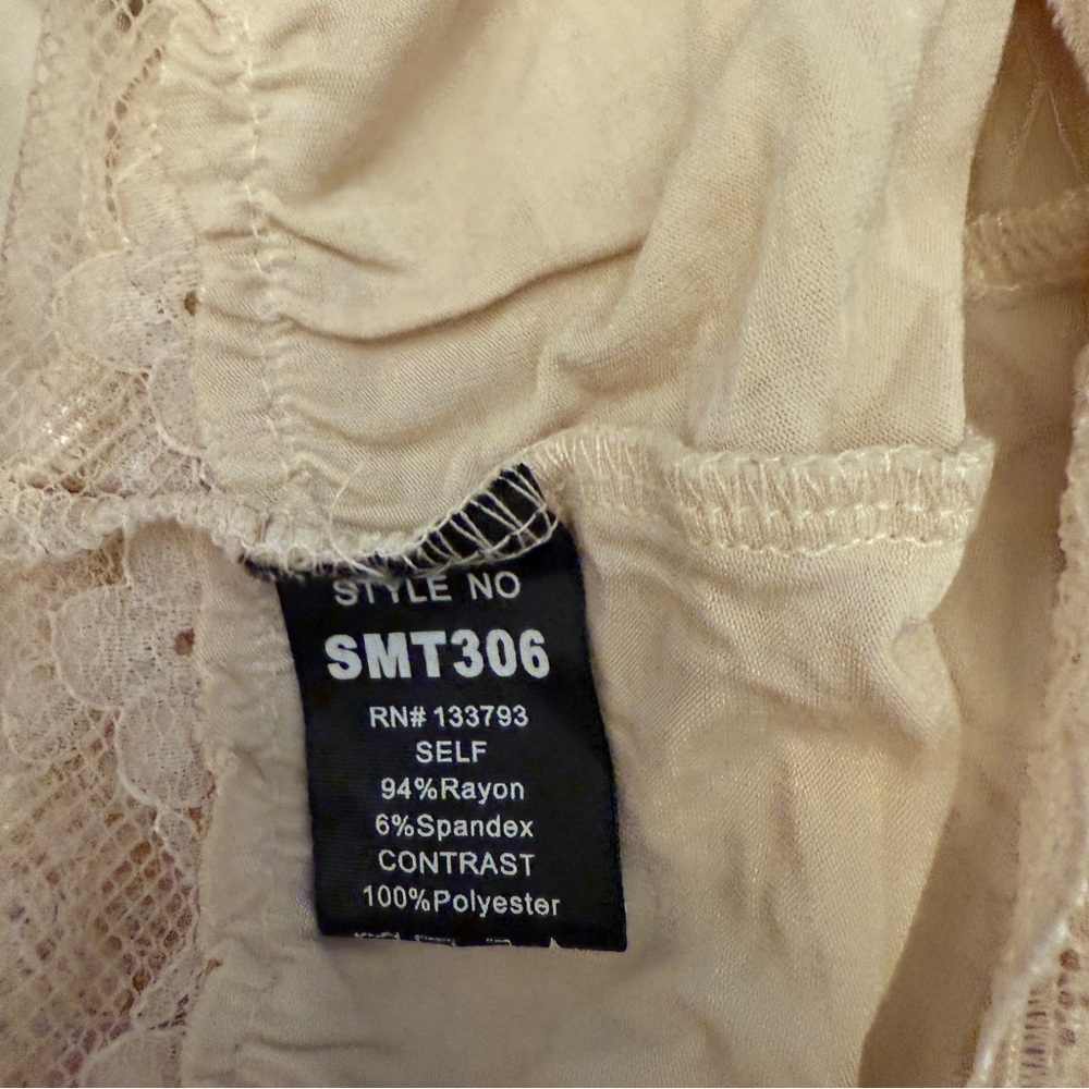 POL Cream Lace Peplum Camisole Tank Top - Picture 8 of 10